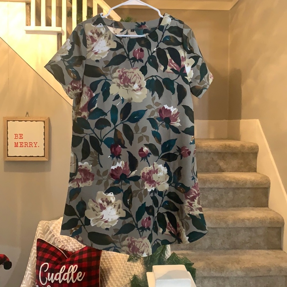 Floral dress. Multi color. Cream, green, dark pink, and white.